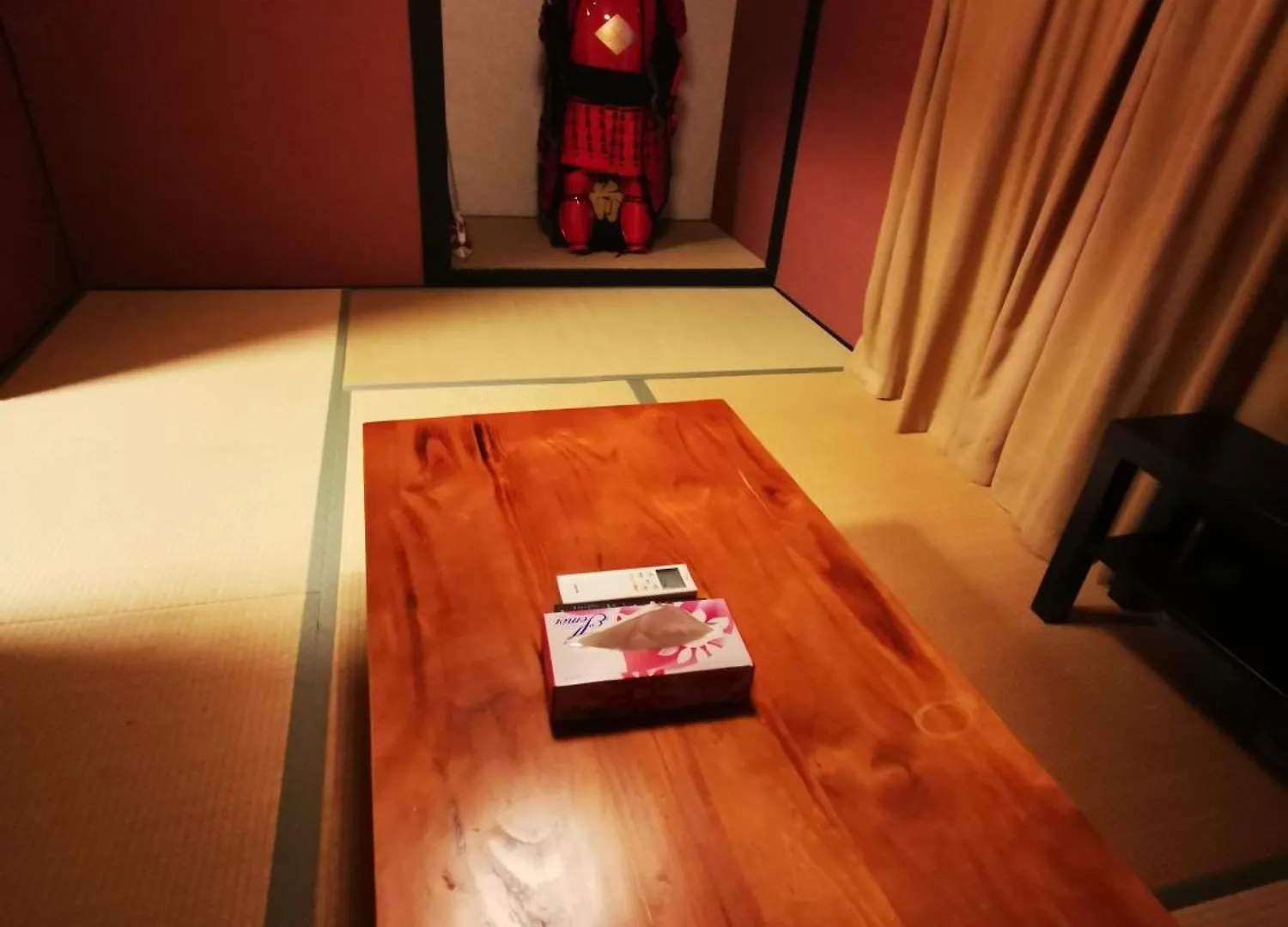 足代サクラハウス一軒家 Sakura House Guest House Wifi付き Fuse Tsuruhashi 難波直通 最大8名 오사카 0*,  일본